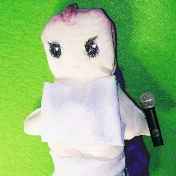 K-POP DEMON HUNTERS RUMI DOLL - Picture 1 of 1